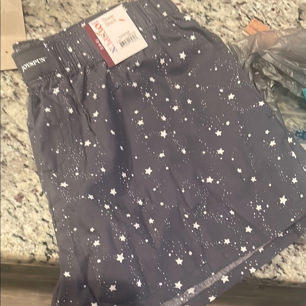 Gray star sleep short
